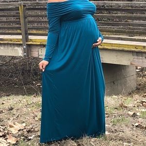 Long sleeve cowl-neck off-shoulder maternity dress